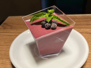Чорнична панакота