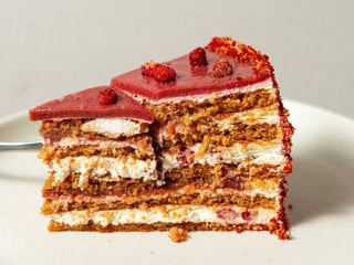 Суничний медівник