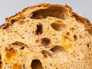 Панеттоне персик-маракуя-молочний шоколад