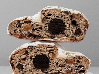 Штолен з шоколадом, цукатами та шоколадним марципаном