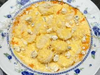 Сирно-картопляні ледачі вареники чотири сири